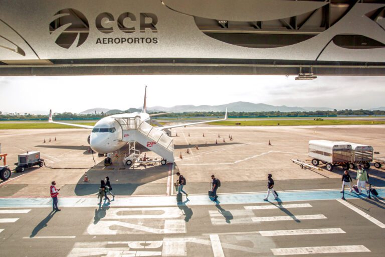 Aeroporto-Navegantes-desembarque